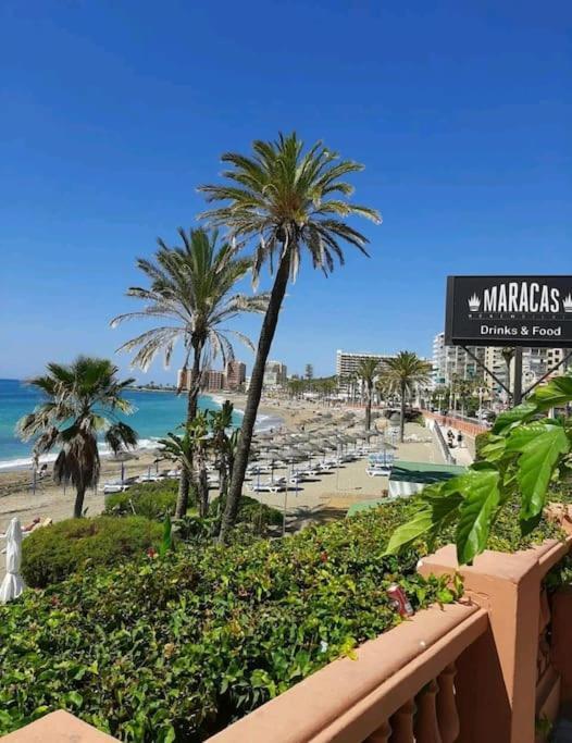 Elegante Alojamiento Con Piscina A 200 M Del Mar. Apartment Benalmádena Exterior foto