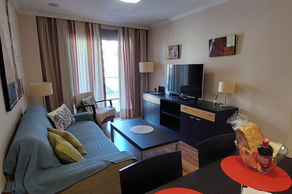 Elegante Alojamiento Con Piscina A 200 M Del Mar. Apartment Benalmádena Exterior foto